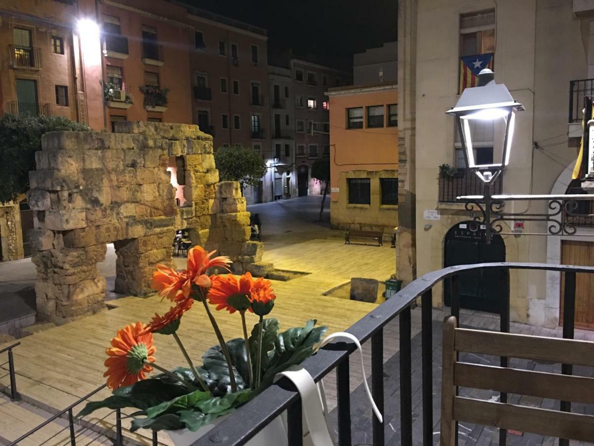 Apartamento En Plaza Forum Centro Historico Tarragona Esterno foto